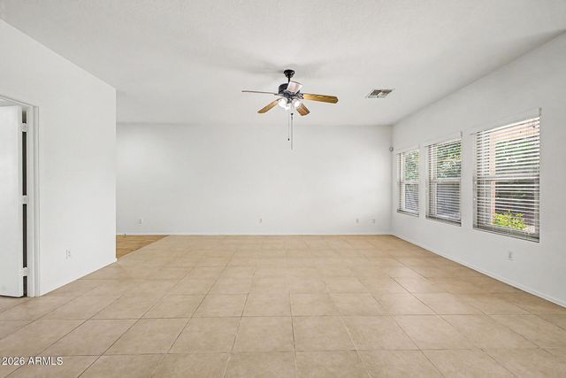 2073 E HAWKEN Way, Chandler, AZ 85286