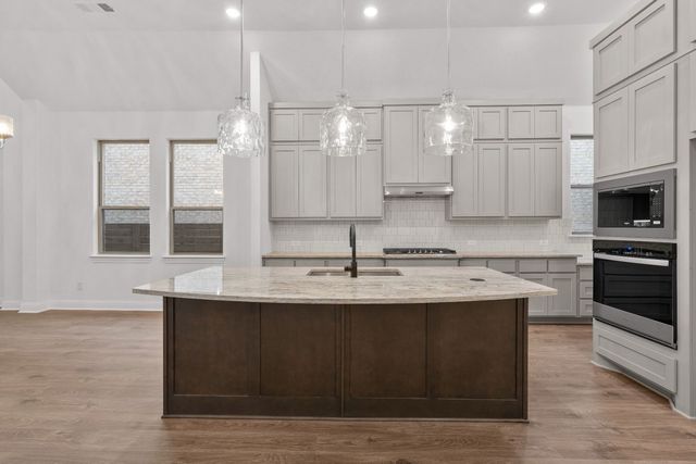 4213 Attwater Street, Mckinney, TX 75071