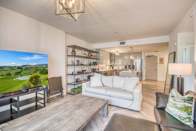 236 SE Fifth Avenue 205, Delray Beach, FL 33483