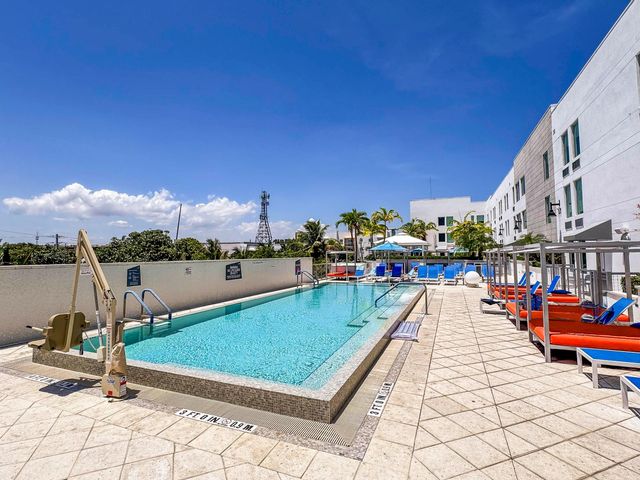 236 SE Fifth Avenue 205, Delray Beach, FL 33483