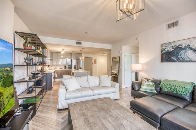 236 SE Fifth Avenue 205, Delray Beach, FL 33483