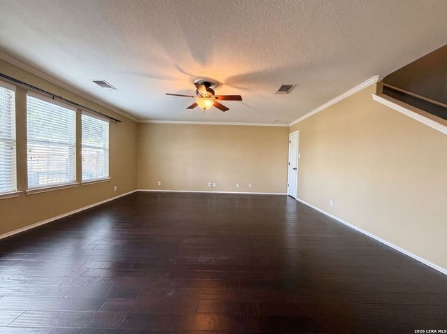 5002 WHISPER CV, Schertz, TX 78108