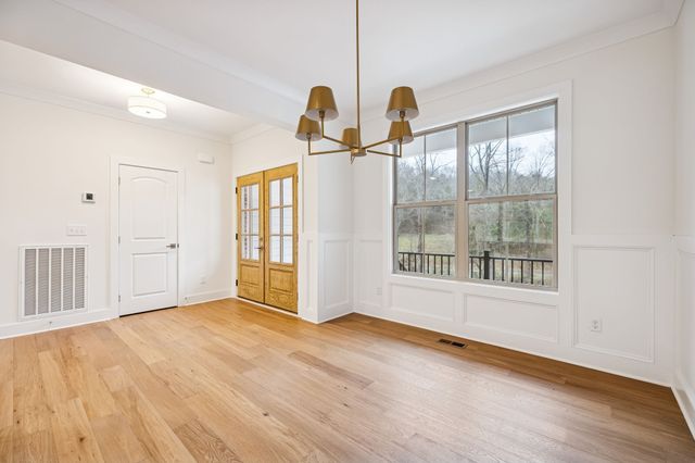 1561 Opossum Paw Rd, Beechgrove, TN 37018