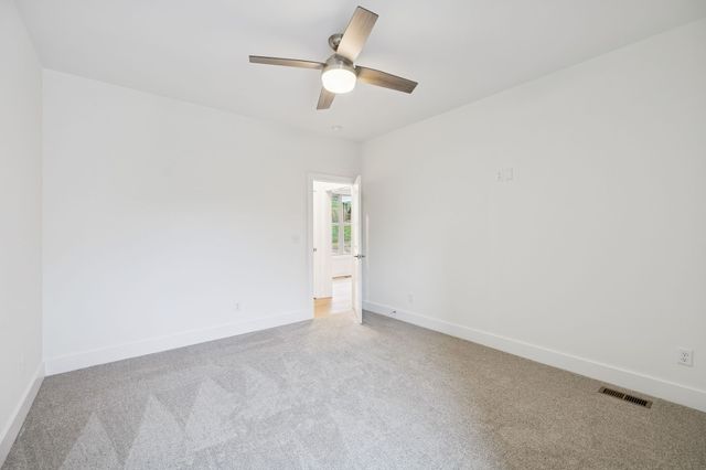 1561 Opossum Paw Rd, Beechgrove, TN 37018