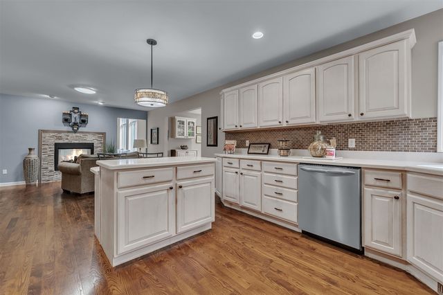 24491 Forest Drive, South Lyon, MI 48178