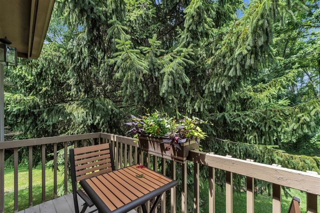 24491 Forest Drive, South Lyon, MI 48178