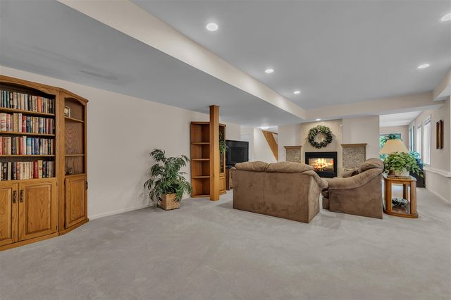24491 Forest Drive, South Lyon, MI 48178