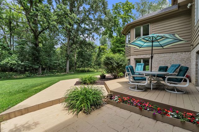 24491 Forest Drive, South Lyon, MI 48178