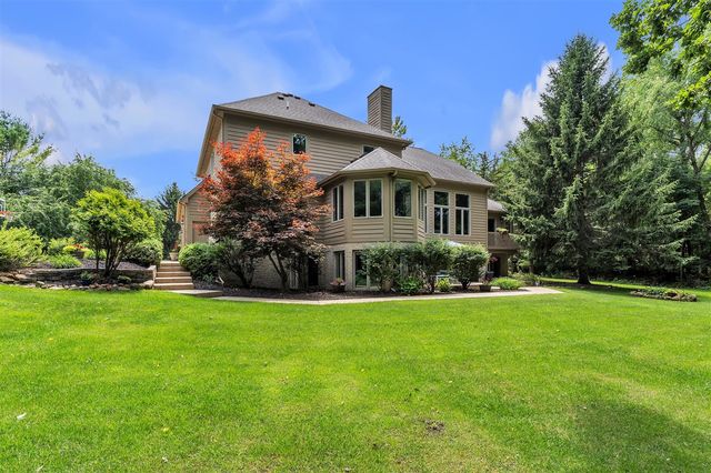 24491 Forest Drive, South Lyon, MI 48178