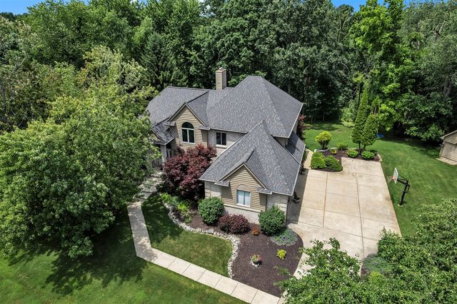 24491 Forest Drive, South Lyon, MI 48178