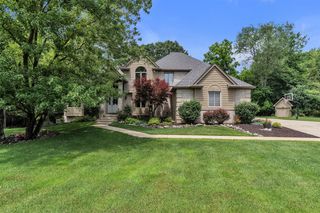 24491 Forest Drive, South Lyon, MI 48178