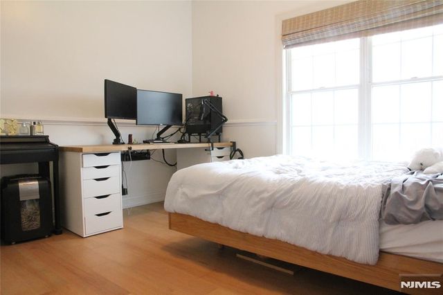 2403 Windsor Park Court 403, Englewood, NJ 07631