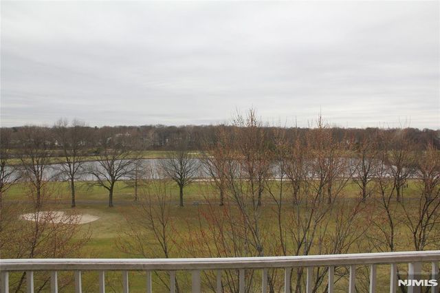 2403 Windsor Park Court 403, Englewood, NJ 07631