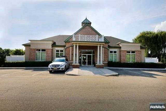 2403 Windsor Park Court 403, Englewood, NJ 07631