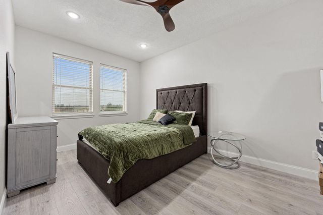 553 Road 5822, Cleveland, TX 77327