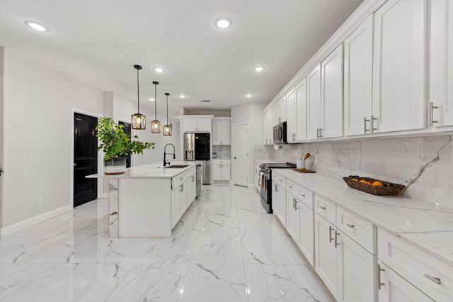 553 Road 5822, Cleveland, TX 77327