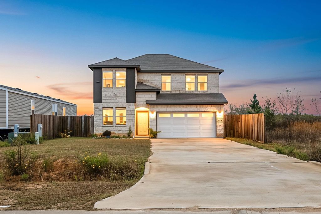 553 Road 5822, Cleveland, TX 77327