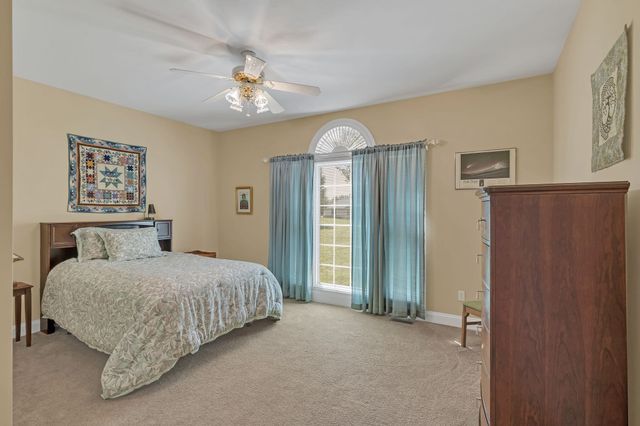 178 Sugar Leaf Cir, Winchester, TN 37398