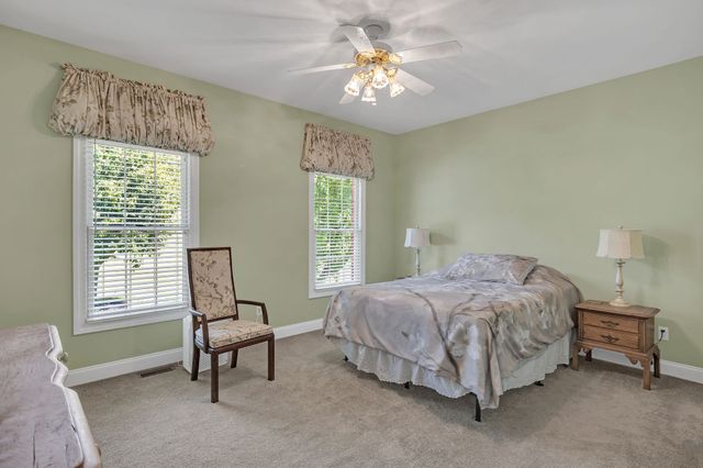 178 Sugar Leaf Cir, Winchester, TN 37398
