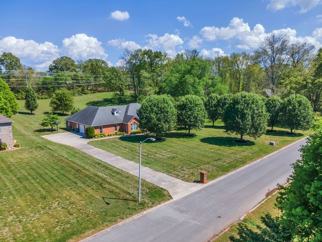 178 Sugar Leaf Cir, Winchester, TN 37398