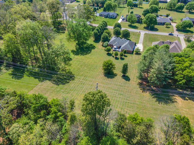 178 Sugar Leaf Cir, Winchester, TN 37398