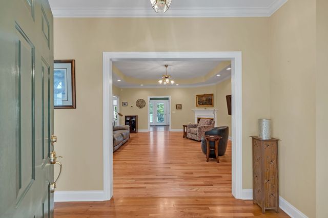 178 Sugar Leaf Cir, Winchester, TN 37398