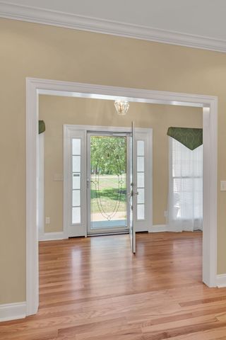 178 Sugar Leaf Cir, Winchester, TN 37398