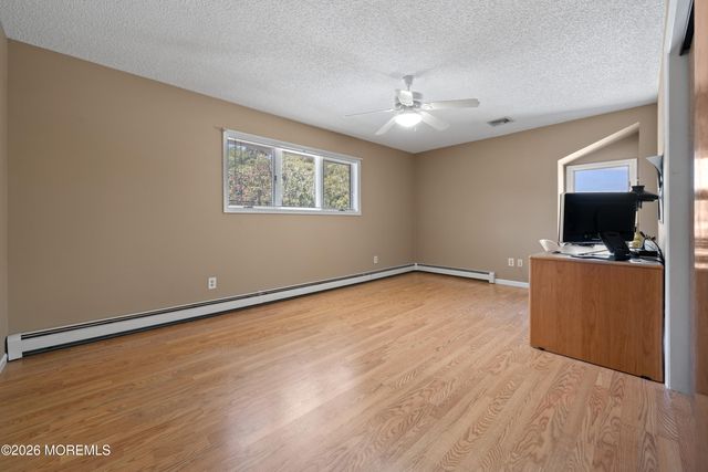 683 Mccormick Drive, Toms River, NJ 08753