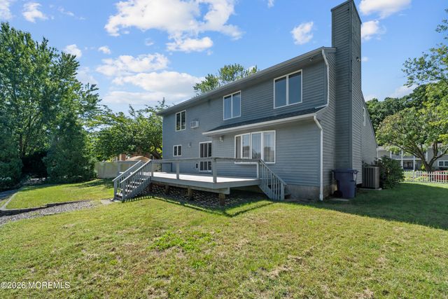 683 Mccormick Drive, Toms River, NJ 08753