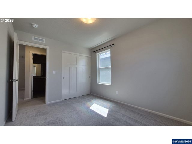 1943 NW Kent St, Mcminnville, OR 97128