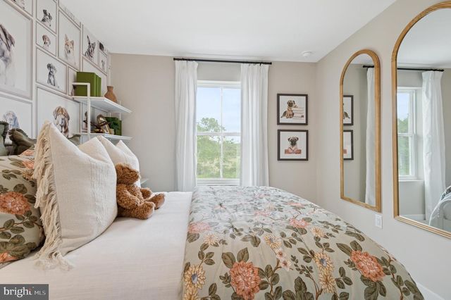 58 SILVERBELL AVE, Berlin, NJ 08009