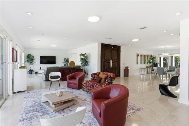 1249 Biscaya Drive 1249, Surfside, FL 33154