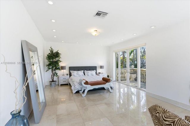 1249 Biscaya Drive 1249, Surfside, FL 33154
