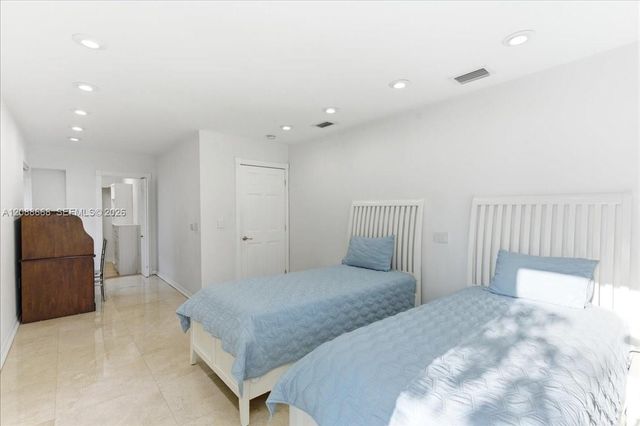 1249 Biscaya Drive 1249, Surfside, FL 33154