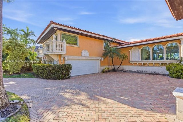 1249 Biscaya Drive 1249, Surfside, FL 33154