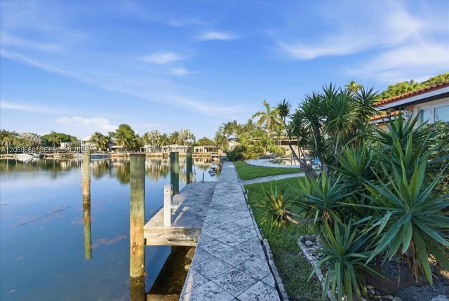 1249 Biscaya Drive 1249, Surfside, FL 33154