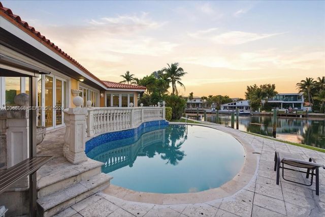 1249 Biscaya Drive 1249, Surfside, FL 33154