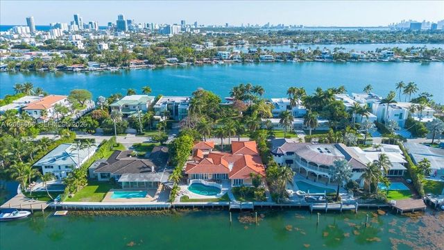 1249 Biscaya Drive 1249, Surfside, FL 33154