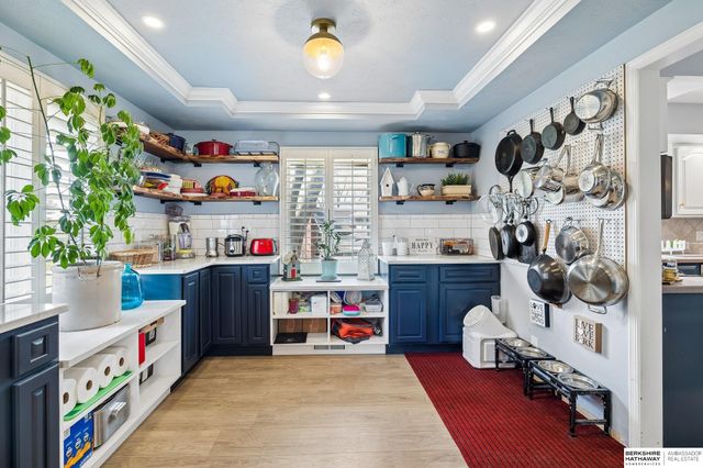 11819 Jefferson Plaza, Omaha, NE 68137