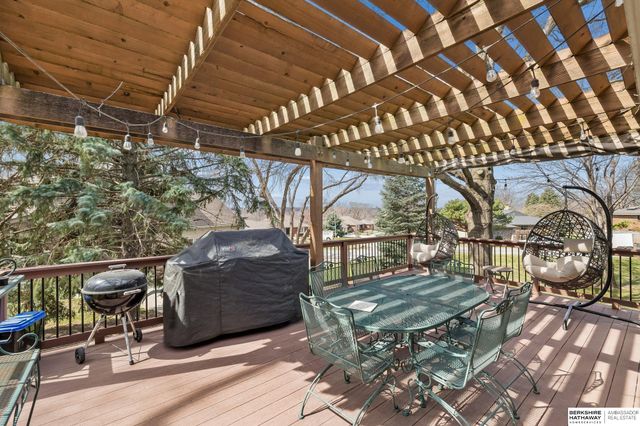 11819 Jefferson Plaza, Omaha, NE 68137