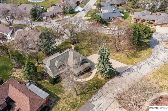 11819 Jefferson Plaza, Omaha, NE 68137