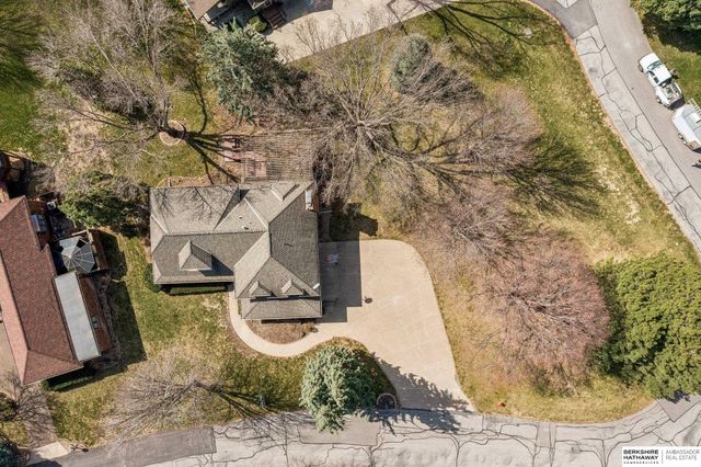 11819 Jefferson Plaza, Omaha, NE 68137