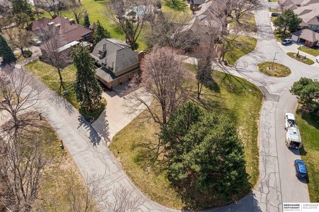 11819 Jefferson Plaza, Omaha, NE 68137