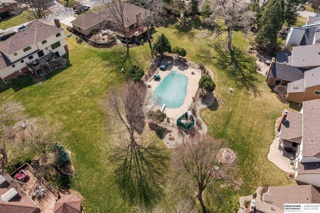 11819 Jefferson Plaza, Omaha, NE 68137