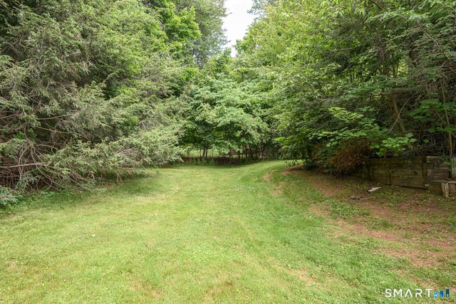 30 Steep Hollow Lane, Manchester, CT 06040