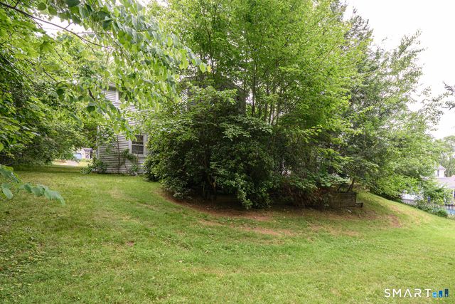 30 Steep Hollow Lane, Manchester, CT 06040