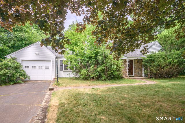 30 Steep Hollow Lane, Manchester, CT 06040