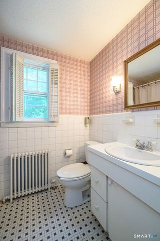 30 Steep Hollow Lane, Manchester, CT 06040