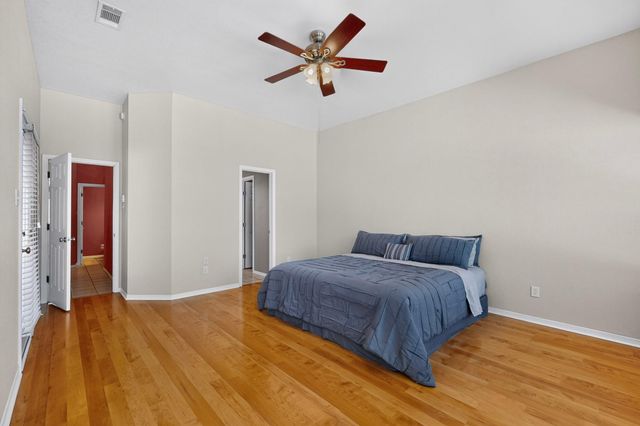 104 River Park LN, Georgetown, TX 78626