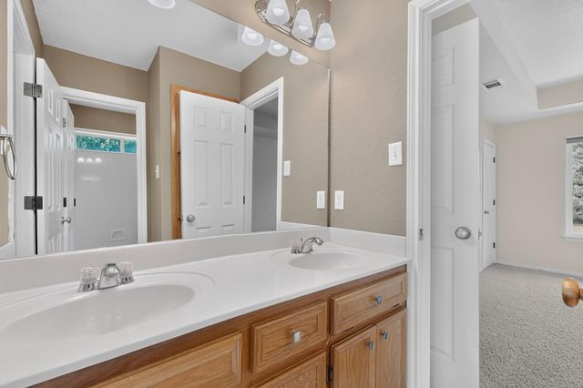 104 River Park LN, Georgetown, TX 78626